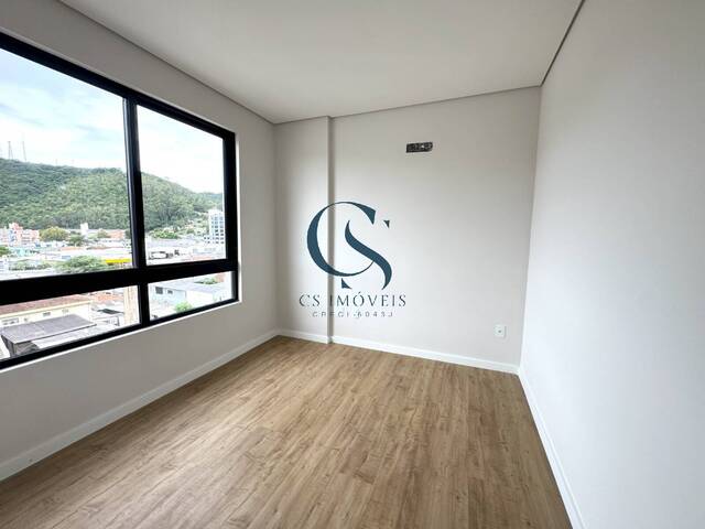 #1709 - Apartamento para Venda em Itajaí - SC - 1