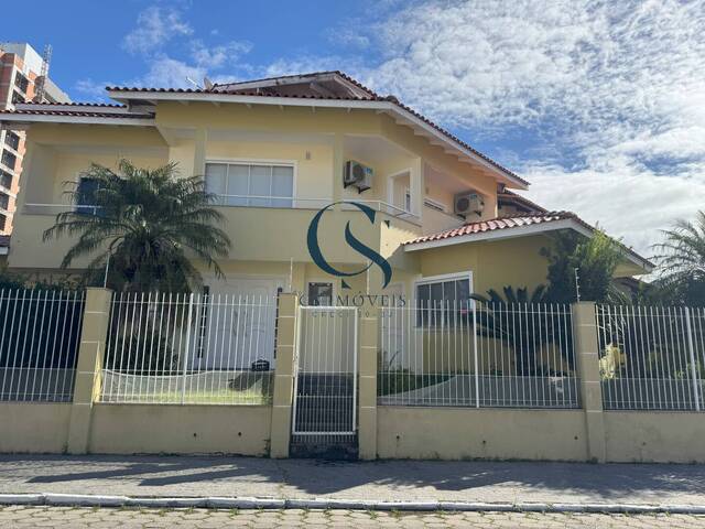 #1718 - Casa para Venda em Itajaí - SC - 1