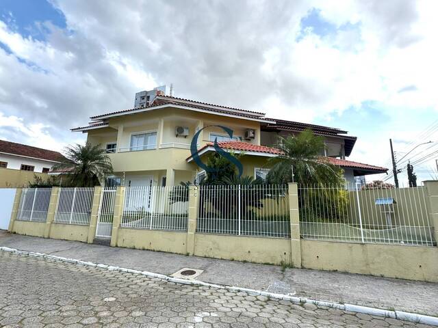 #1718 - Casa para Venda em Itajaí - SC - 2