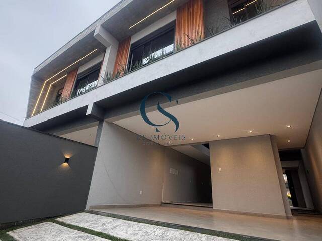 Sobrado para Venda em Itajaí - 1